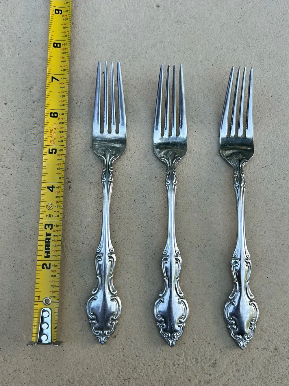 Oneida Mikayla Stainless Steel Set of 3 Salad Forks